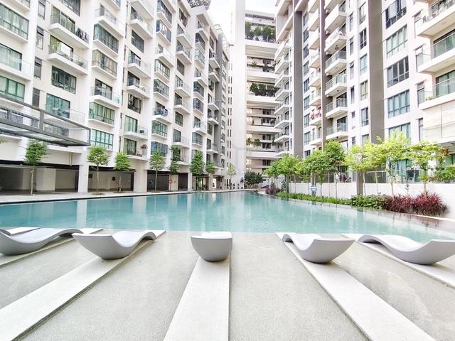 Univ 360 Place 1