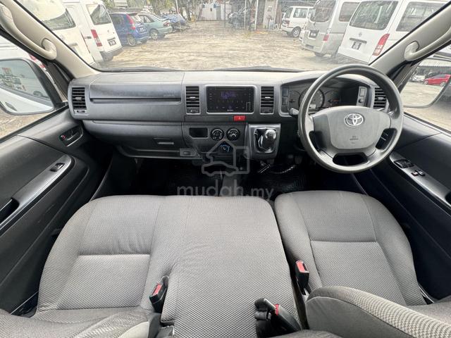 2020 Toyota HIACE 2.5 WINDOW VAN NEW SEAT LOW ROOF - 3