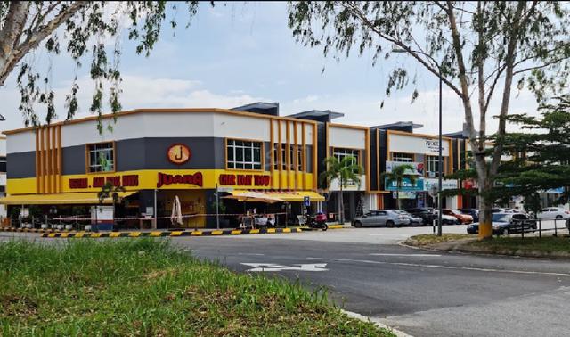 Plazo, S2 Height Intermediate and End Lot facing main road for Rent 1