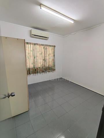 Pangsapuri Pelangi 1