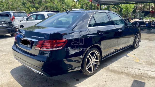 2015 Mercedes Benz E300 BLUETEC HYBRID (CKD) 2.1 - 3