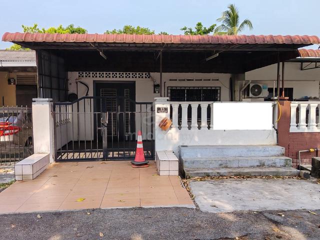 Renovated Taman Ungku Tun Aminah, Skudai 1