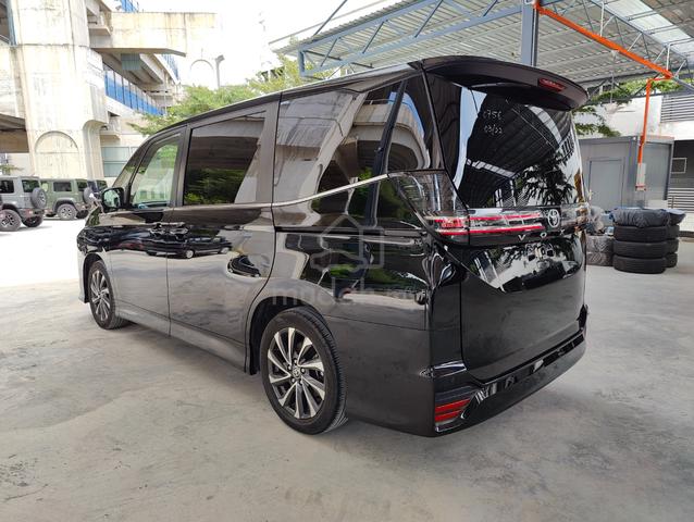 LIMITED UNIT 2022 Toyota VOXY 2.0 S-Z SZ UNREG - 2
