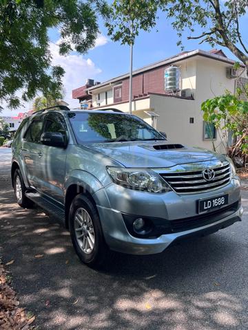 2013 Toyota FORTUNER 2.5 G TRD SPORTIVO (A) - 2