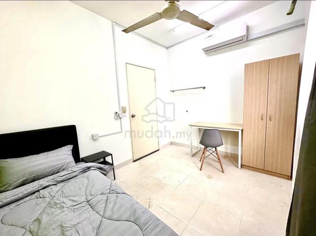 Newly Refurbished SINGLE ROOM Setia Taipan, Setia Alam 1