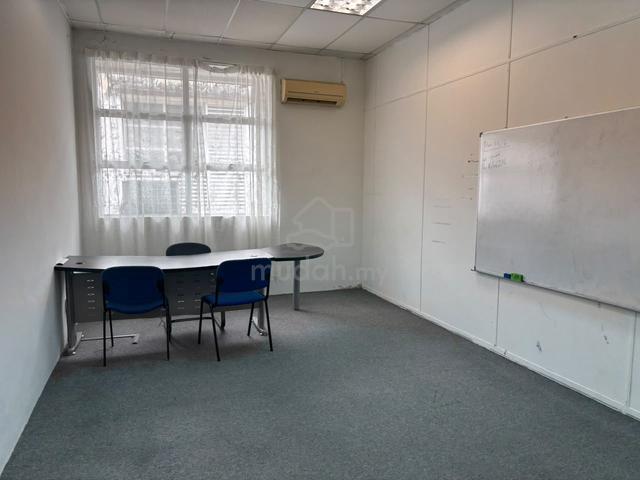 Bilik Office Untuk Di Sewa Di Putra Height 1