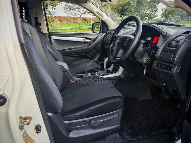 Isuzu D-MAX 2.5 4X4 (A) SUPER TIPTOP NO OFF ROAD!! - 4