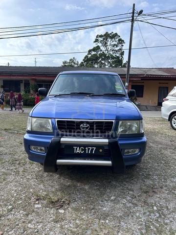 2001 Toyota UNSER 1.8 GLI (A) - 2