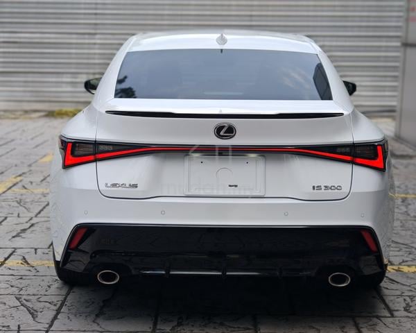 2021 Lexus IS300 2.0 F SPORT MODE BLACK 5A 19K KM - 4