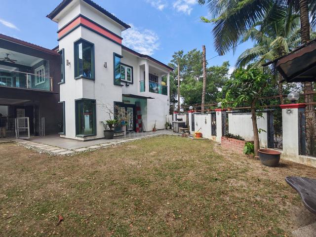 Kajang Saujana Impian Murni FreeholdDouble Storey Corner House 1