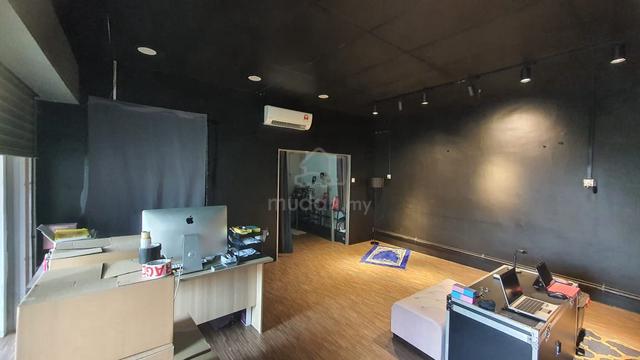 Good location Retail Shop for Rent @ The Garden Residences Mutiara Mas 1