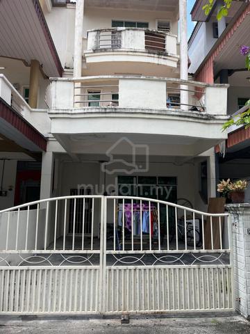 2.5 Storeys terrace house strategic area Permatang Tinggi 1