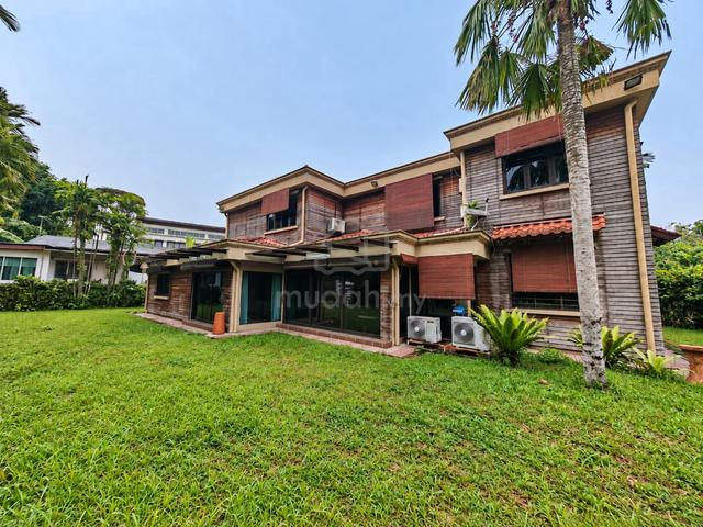 (FULLY FURNISHED) 2 Storey Bungalow Taman Bukit Meringin, Kajang 1