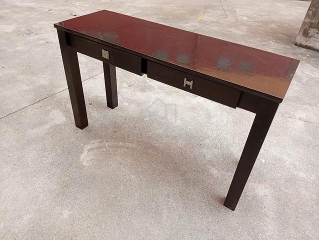 Console Table - photo 2 of 3