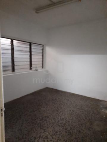 2 Storey Semi-D【Main Road】 Jalan Udini Bukit Dumbar Jelutong 3880sf 4