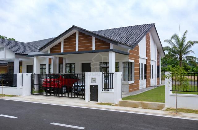 Semi-D Batu 12, Jalan Gambang -30' Tanah Belakang 1