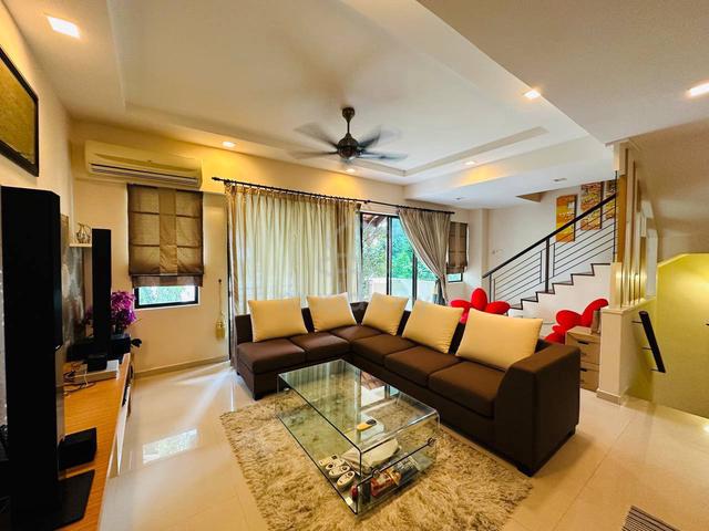 3 Storey Terrace House Alila Homes Tanjung Bungah Pulau Pinang 1
