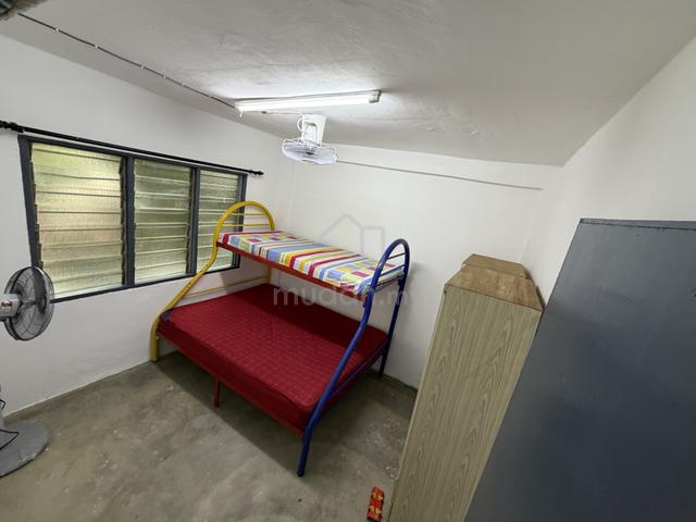 Flat PKNS Seksyen 7 Shah Alam 1