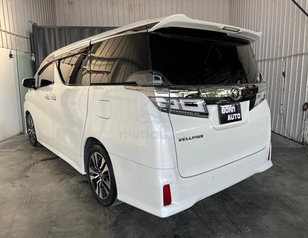 Toyota VELLFIRE 2.5 ZG (A) Low mileage - 3