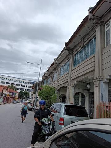 TOWN CENTRE JALAN KEDAH 2-STOREY TER HOUSE LA-1620sf 3-bedrooms 1