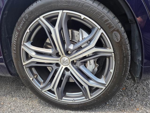 2019 Maserati Levante S 3.0 Zegna Official car - 5