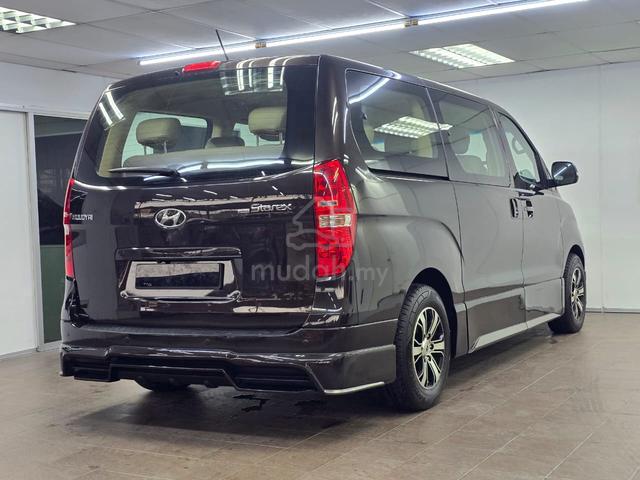 2018 Hyundai GRAND STAREX 2.5 ROYALE FACELIFT (A) - 4