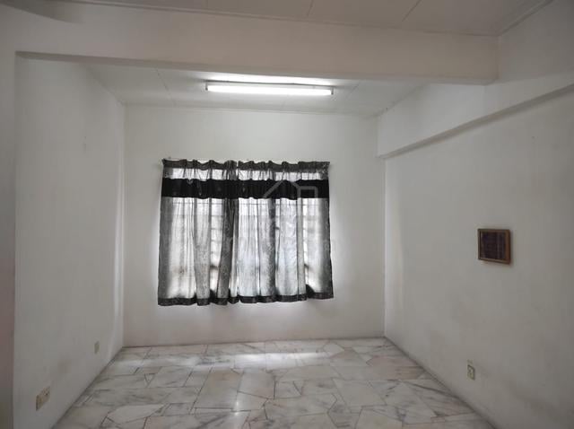 Astana Alam Apartment 3 1