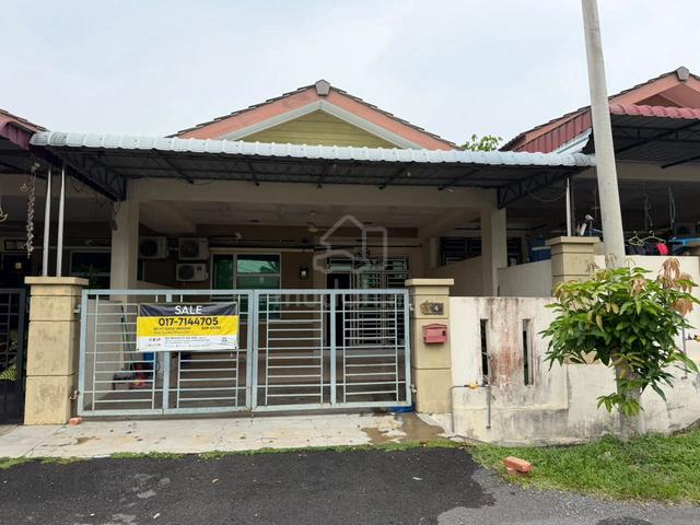 Non Bumi Single Storey Taman Kristal Batu Anam Segamat Johor@For Sale 1