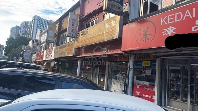 Puchong Taman Kinrara shop&office For Rent 1