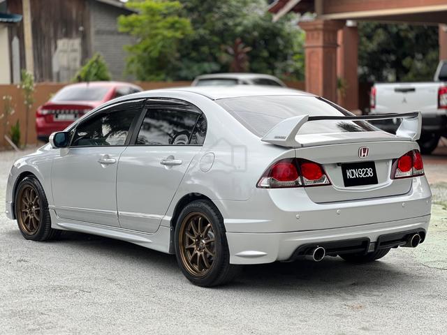 2009 Honda CIVIC 2.0 S i-VTEC FACELIFT (A) - 5