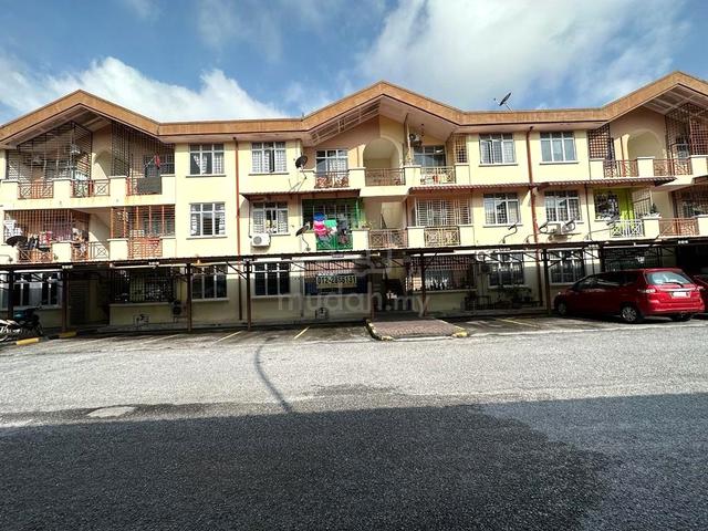 Pinggiran Cempaka Townhouse Ampang 1