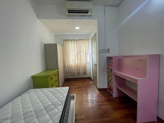 Kajang Bangi Sek 8 Seri wirani 8 Queen bedroom with fully furnished 1