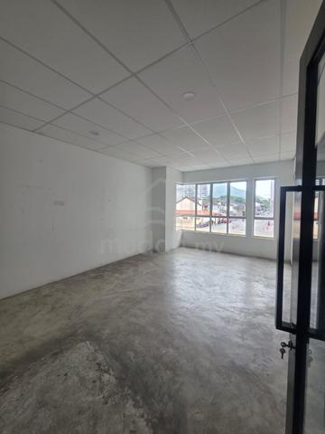 FARLIM SQUARE , 1st floor office lot for rent -- bu 1200sf 1