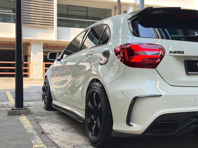 Mercedes Benz A-CLASS A250 F/Conv45 CF BatecEXH - 3
