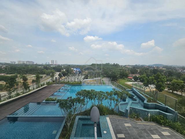 The Louvre @ Country Heights 1