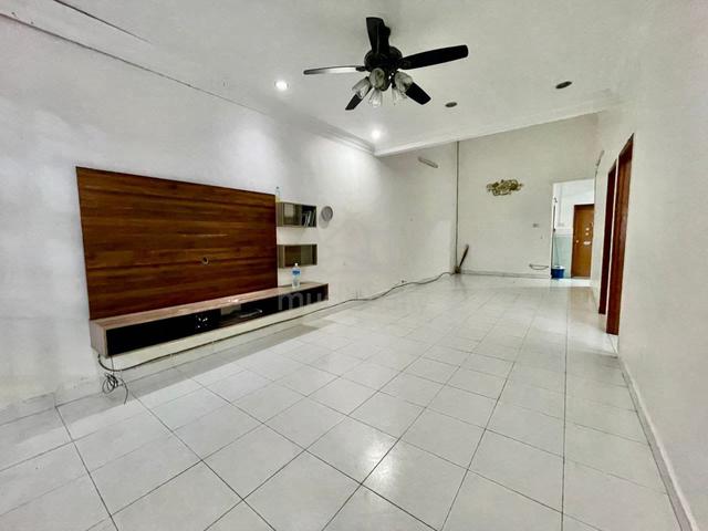 Rumah Bandar Uda Utama Non Bumi Lot 1