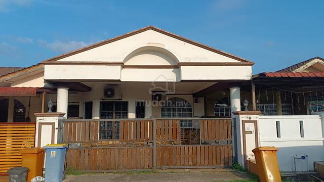 Teres Setingkat Taman Sijangkang Permai 1