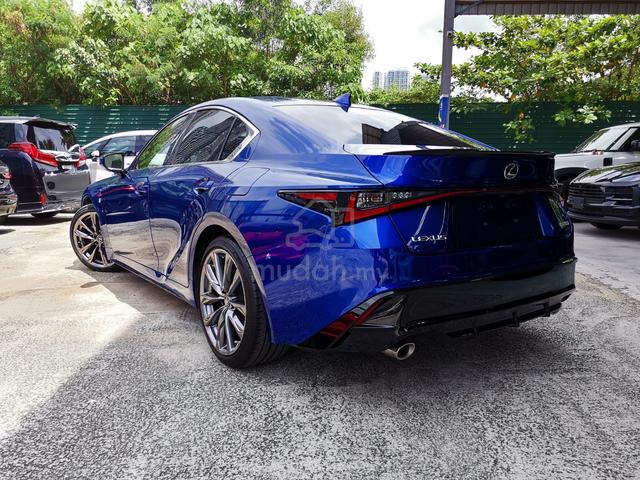 2021 Lexus IS300 2.0 F-SPORT BLACK INTERIOR - 3