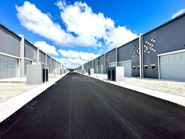 Brand New Factory  / Stella Park Indahpura Kulai @ Jalan Kiambang 1