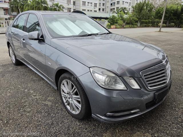 2011 Mercedes Benz E-CLASS 1.8 200 CGI BLUEEFCY - 1