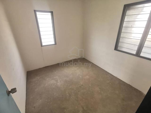 Apartment Seri Seroja 5