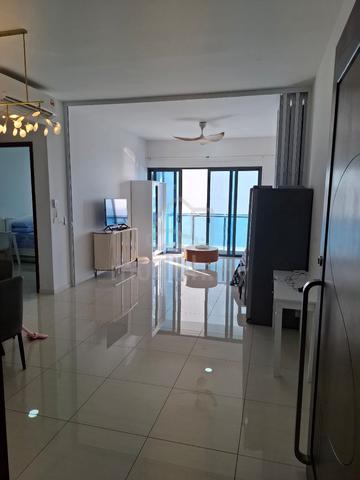 Queens Residences Q1 @ Queens Waterfront 1