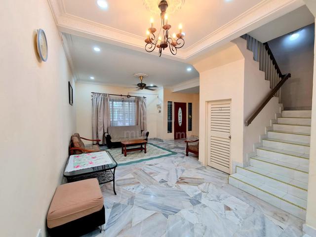 RENO &EXTENDED Double Storey House Jalan Ferum Seksyen 7 Shah Alam 1