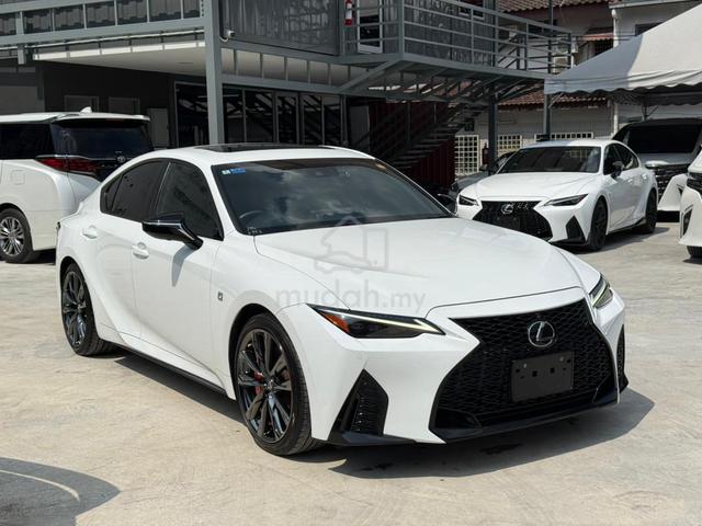2022 Lexus IS300 2.0 F-SPORT ( Mode Glitter) - 1