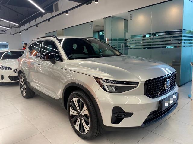2023 Volvo XC40 1.5 RECHARGE T5 (A) - 4