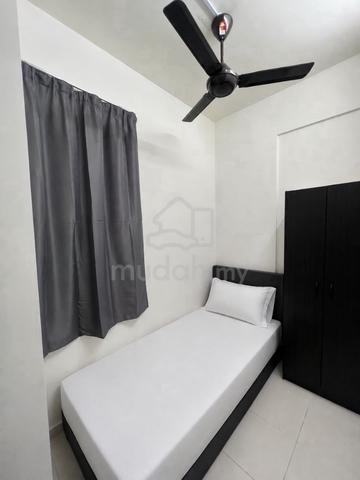Fully Furnished Room Near MRT (Male Only) 1