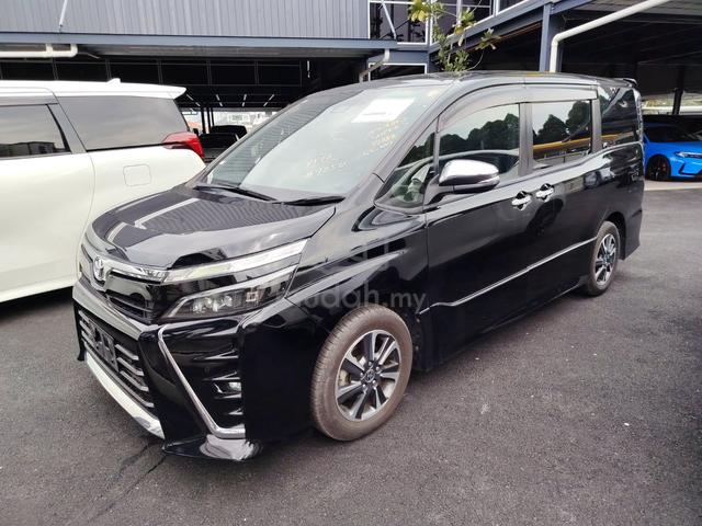 2021 Toyota VOXY 2.0 ZS KIRAMEKI III (A) OFFER 21 - 2