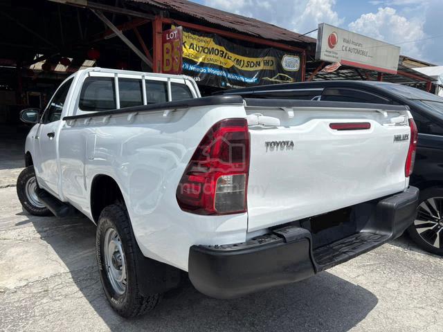 2016 Toyota HILUX 2.4 VNT 4WD (M) 2DOOR SINGLE CAB - 4