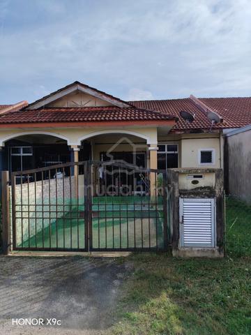 Teres setingkat taman sri inderapura kuantan 1