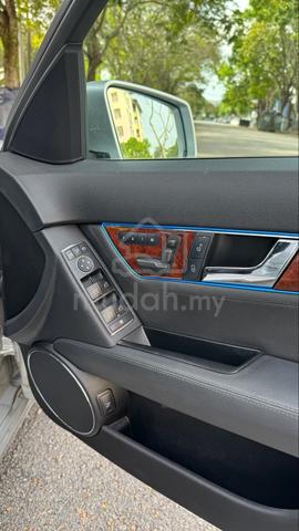 2011 Mercedes Benz C200 CGI BlueEFCY - 5